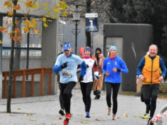 Tipos Národný beh Devín – Bratislava opäť láka, na štarte v nedeľu poprední bežci, olympijský medailista, politici i muž, ktorý bežal už v roku 1982